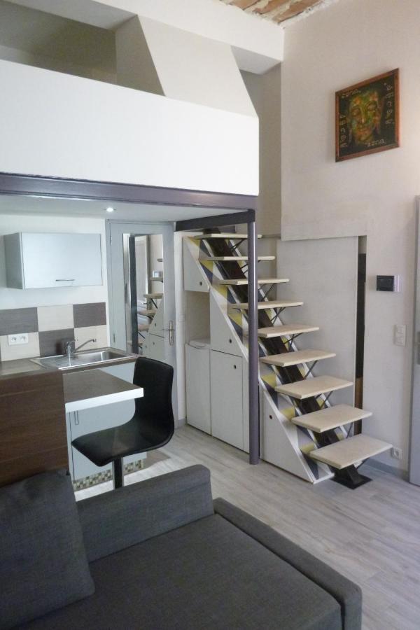 Studio Lourmarin Centre Apartment Luaran gambar