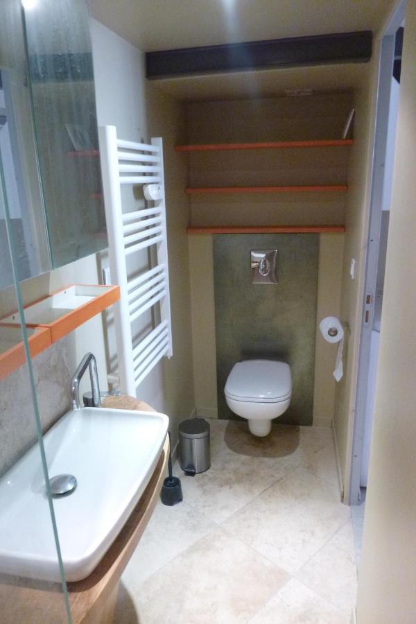 Studio Lourmarin Centre Apartment Luaran gambar