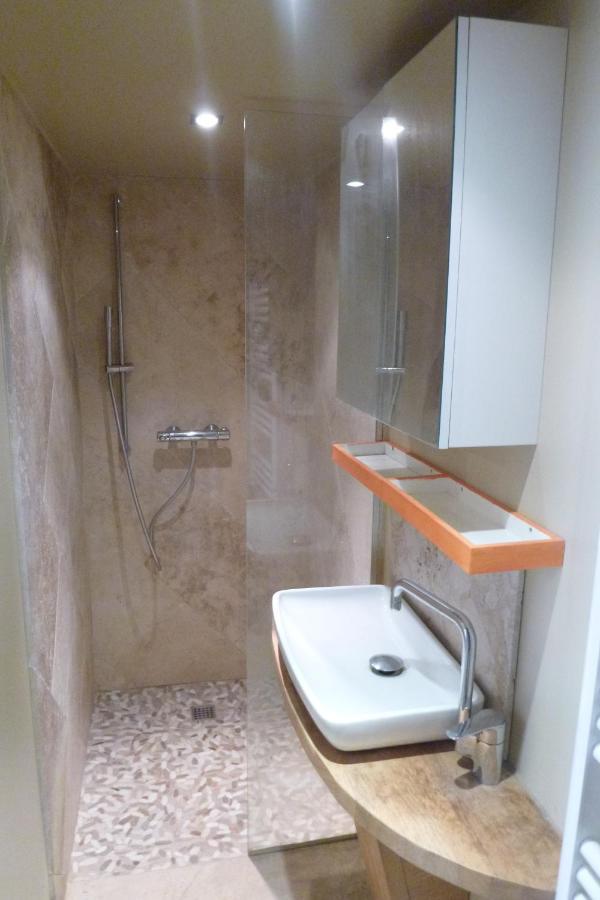 Studio Lourmarin Centre Apartment Luaran gambar